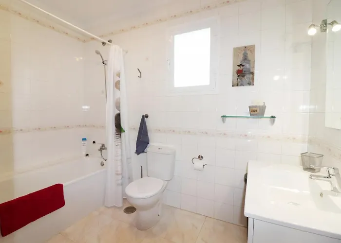 Casa Evelyn By Spainsunrentals 1028